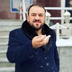 دانلود مداحی سید‌ طالع باکویی ایلمه سفر سمت کربلایه قارداش